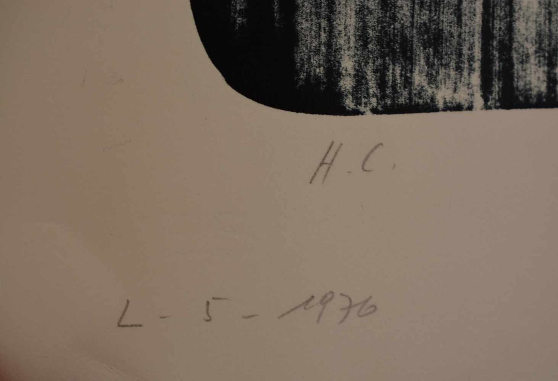Hans Hartung (1904 Leipzig - 1989 Antibes) (F)'L-5-1976', Lithografie auf BFK Rives, 75 cm x 102 - Bild 3 aus 4