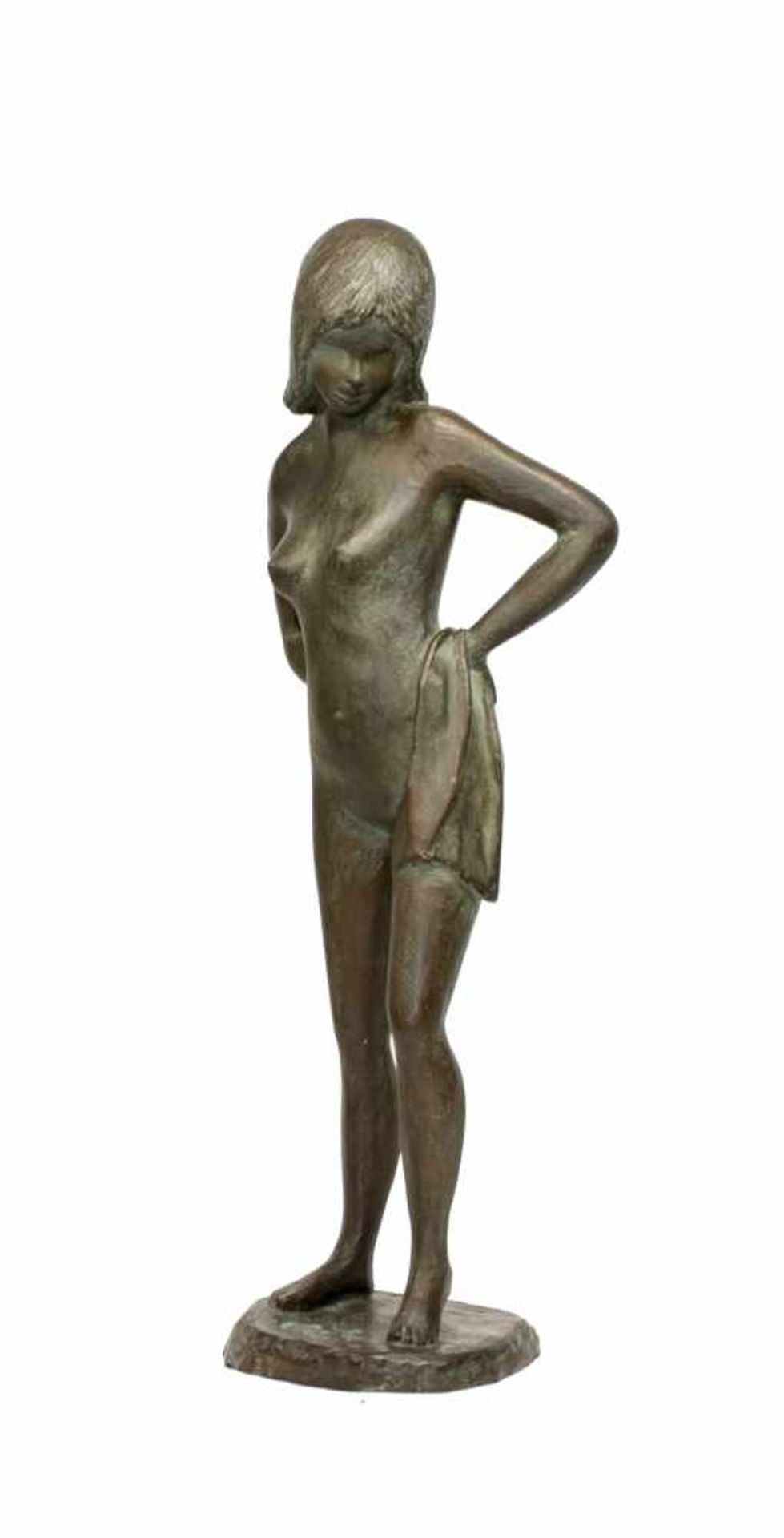 Kurt Moser (1926 Regensburg - 1982 München)Stehender Mädchenakt mit Tuch, Bronze mit brauner Patina,