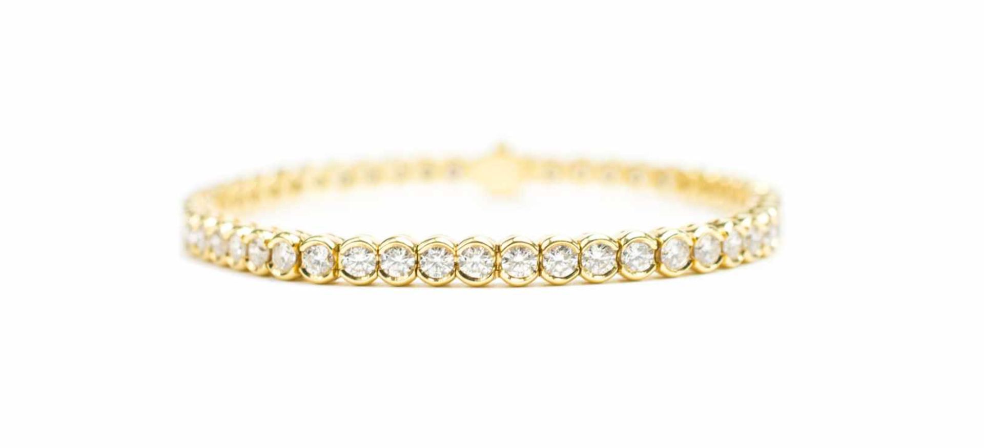 Brilliant Bracelet 750 yellow gold, with 54 brilliants, total approx. 4,83 ct, vs, G, length approx.