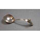 SAHNELÖFFEL / cream spoon, Niederlande, 833 Silber (15 g), Feingehaltsmarke genutzt zwischen 1814-