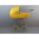 PUPPENWAGEN / doll buggy, 1970er Jahre; verchromtes Metallgestell mit Lederriemen-Federung und