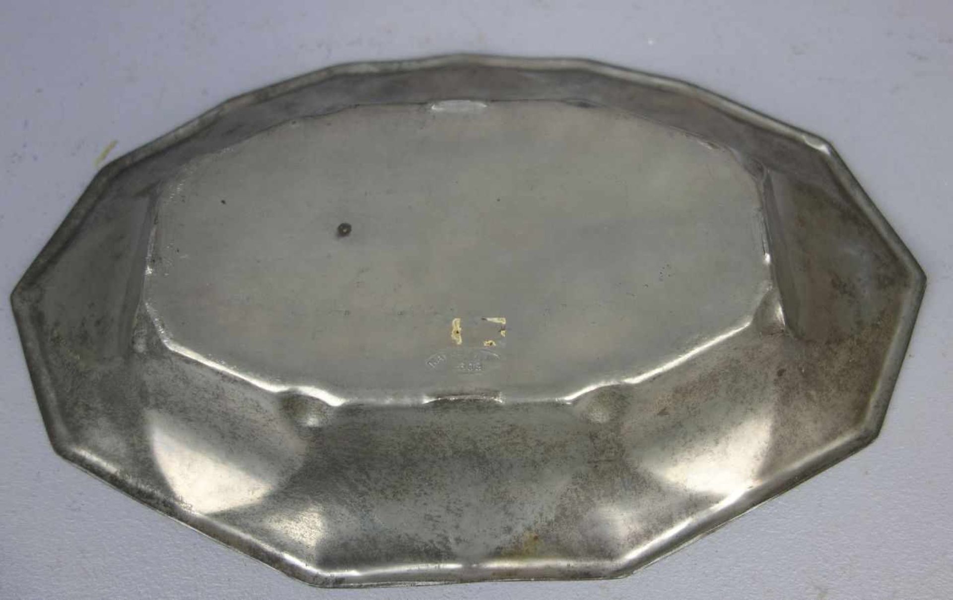 JUGENDSTIL - SCHALE, art nouveau pewter bowl, Kayserzinn. Oblonge Schale mit passiger, konischer - Bild 4 aus 5