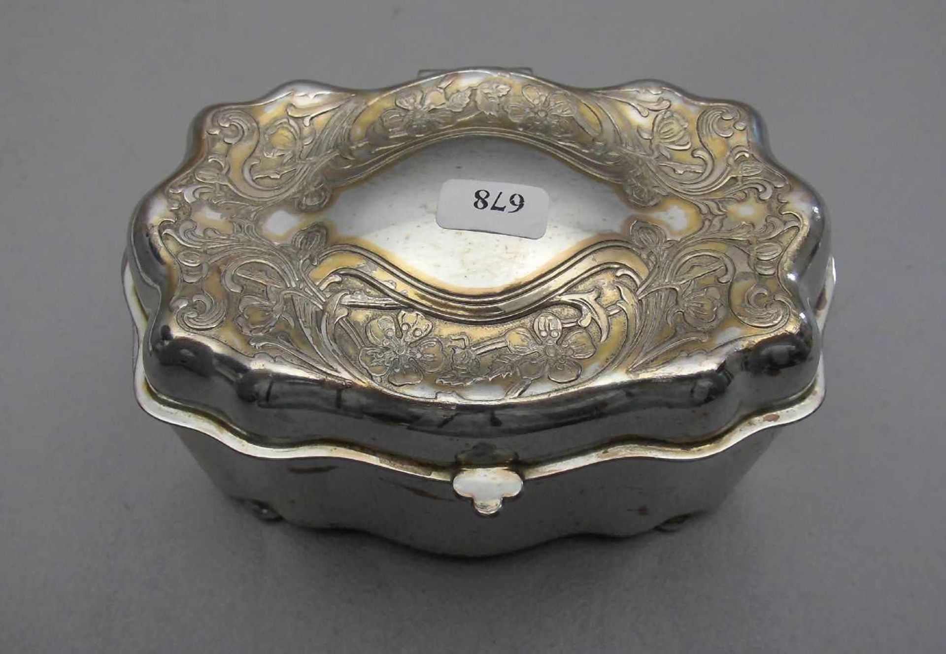 VERSILBERTE JUGENDSTIL - DECKELDOSE / art nouveau plated box, versilbertes Metall, Jugendstil / "