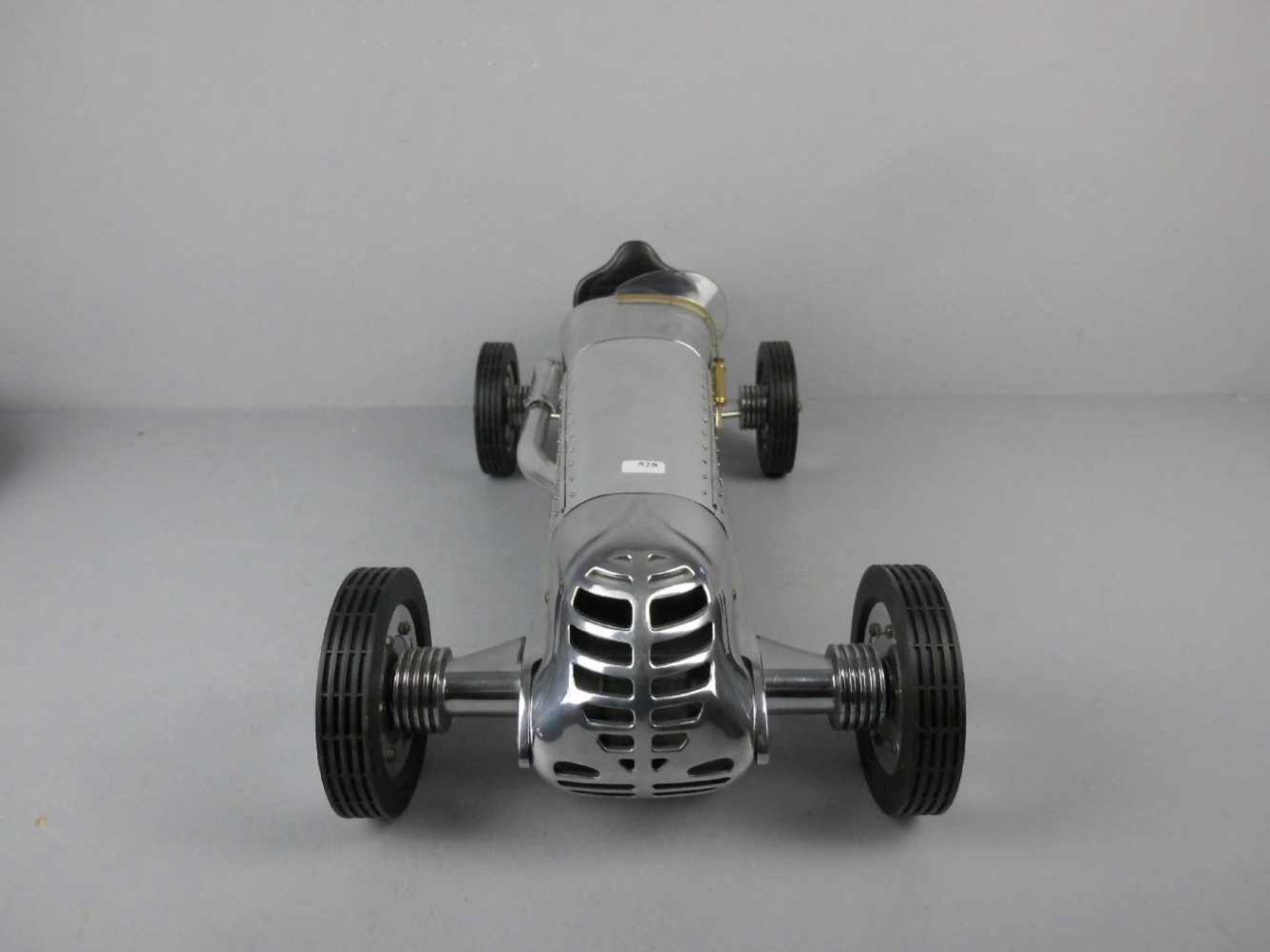 MODELL - AUTO: Mercedes Silberpfeil W 25 von 1934 / Grand Prix Model Car, unter dem Stand gemarkt " - Bild 4 aus 6