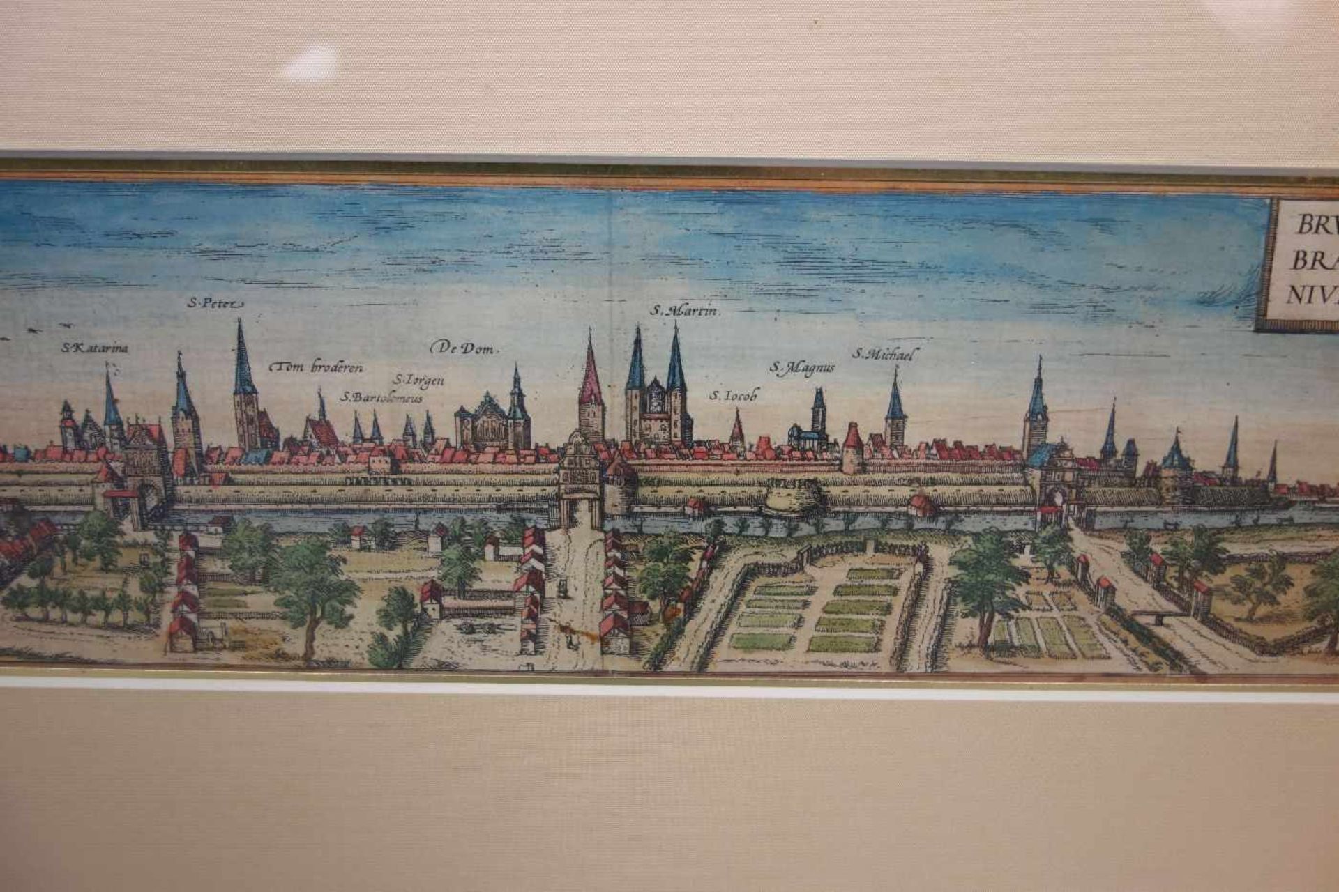 KOLORIERTER KUPFERSTICH BRAUNSCHWEIG, Ansicht der Stadt Braunschweig mit Titelkartusche " - Bild 3 aus 4