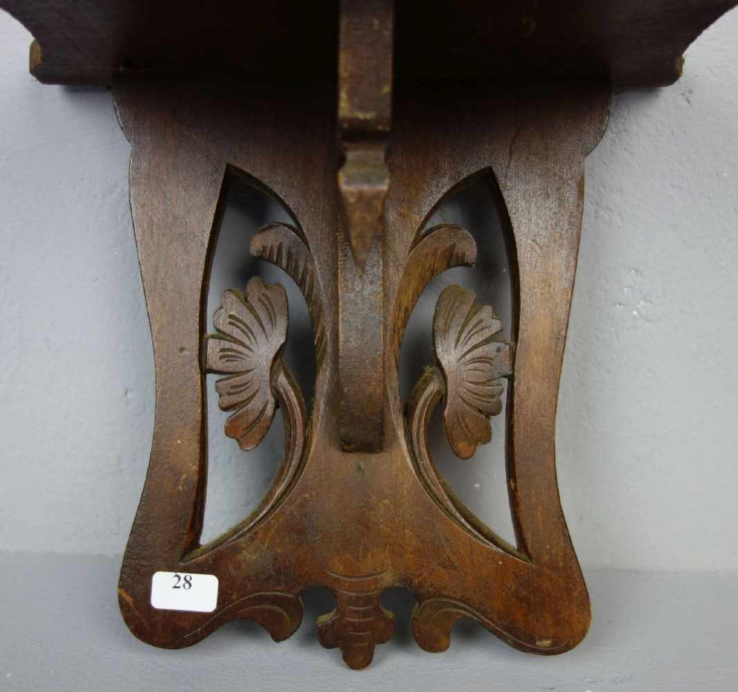 JUGENDSTIL - WANDKONSOLE / art nouveau shelf, Holz, geschnitzt. Geschweiftes und durchbrochen - Image 2 of 4