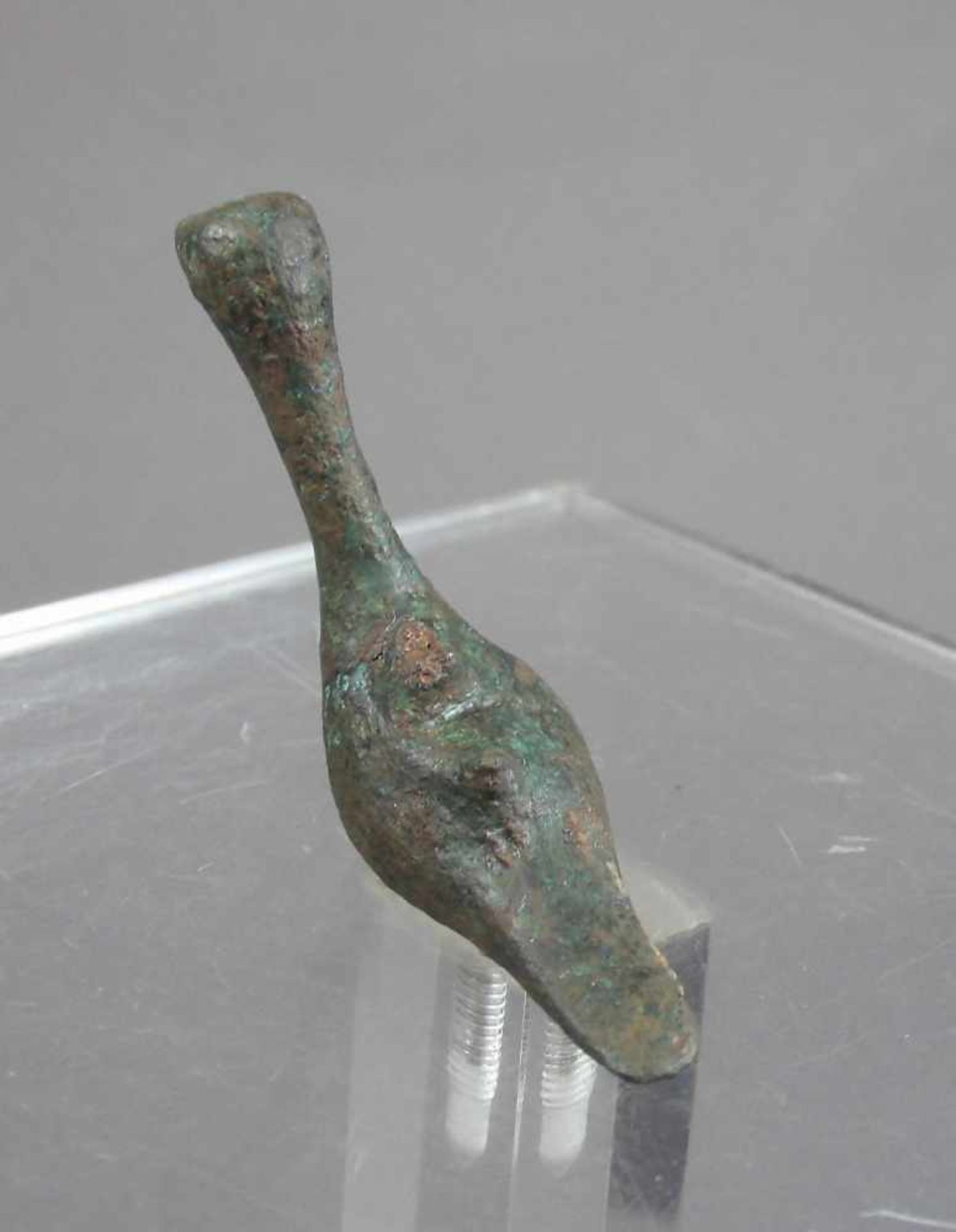 ARCHAISCH - HELLENISTISCHE TIERFIGUR "Ente" / "Gans", Bronze, ca. 1700 v. Chr.; stilisierte - Bild 4 aus 5