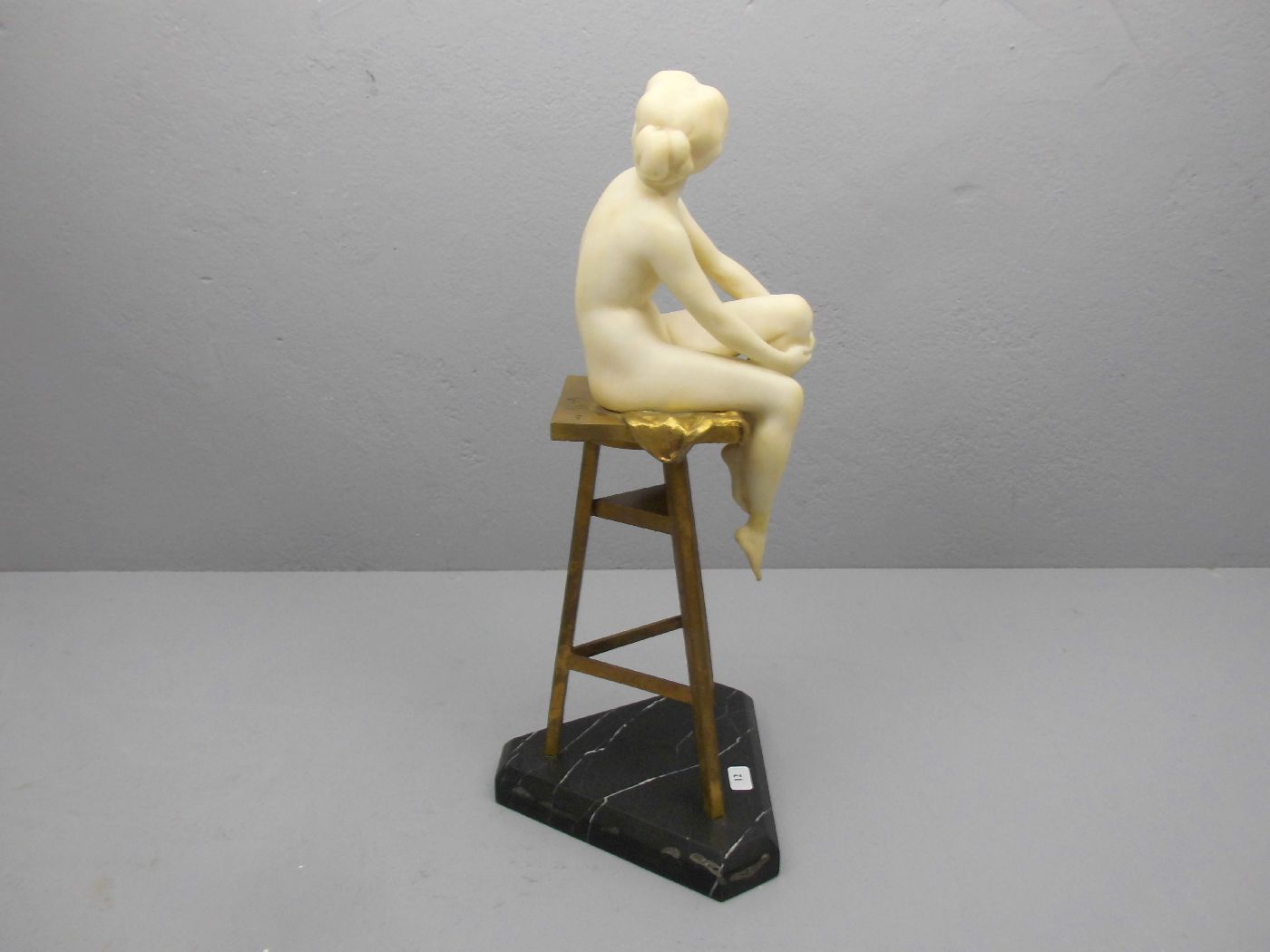 MARCUSE, RUDOLF (gelegentlich auch Markuse; Berlin 1878- ca. 1930), Skulptur: "Das Modell - - Image 3 of 7