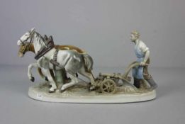 FIGURENGRUPPE: "Pferdegespann und Landwirt beim Pflügen", Porzellan, Carl Scheidig
