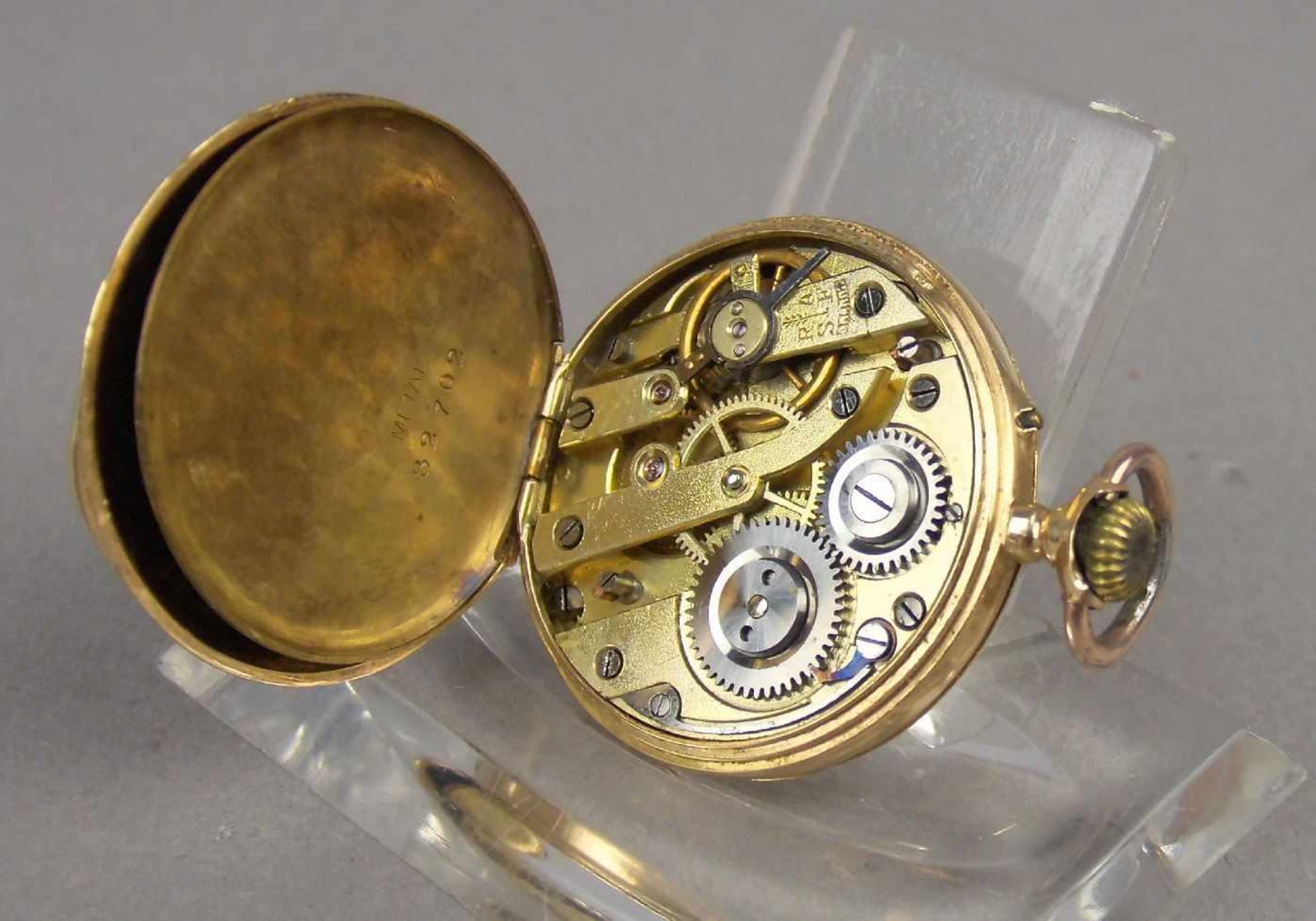 GOLDENE DAMEN-TASCHENUHR / HÄNGEUHR / open face pocket watch, um 1900, Schweiz, Handaufzug (Krone - Bild 6 aus 7
