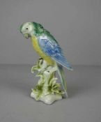 FIGUR: "PAPAGEI" / parrot porcelain figure, Porzellan, polychrom staffiert, unterglasurblau gem.,