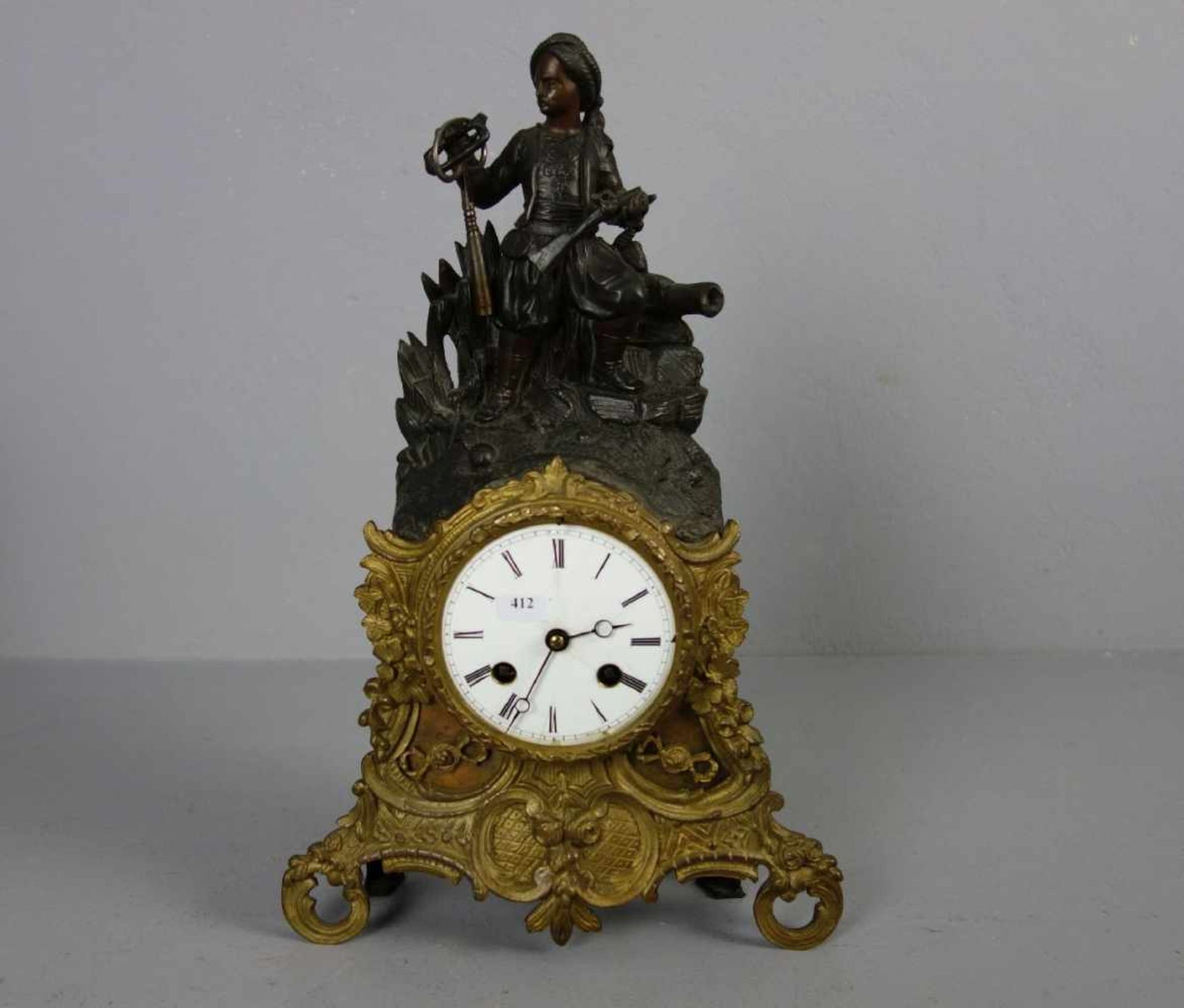 FIGÜRLICHE TISCHUHR / KAMINUHR "Orientale" / fire place clock, Régule - Gehäuse, dunkelbraun und