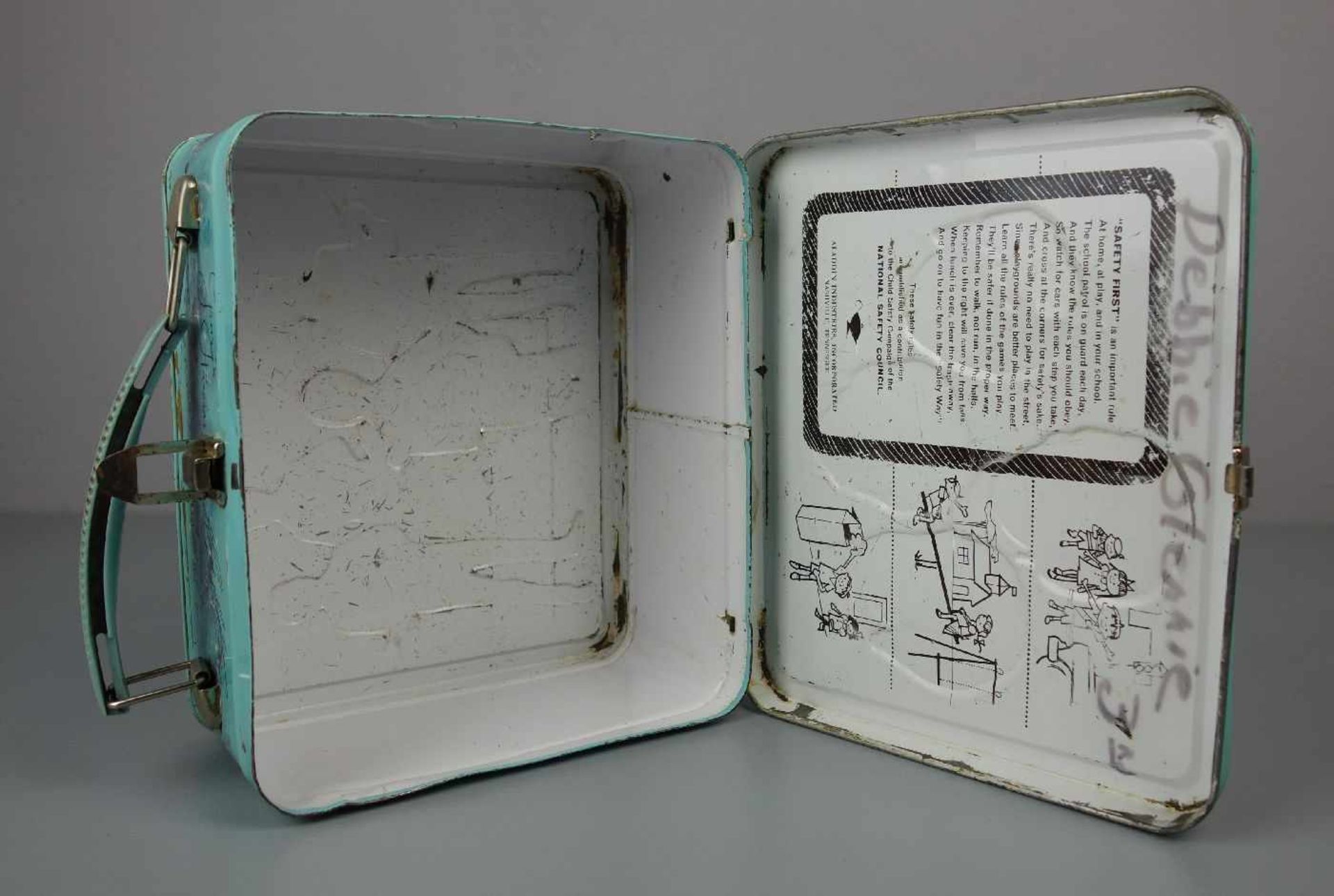 THE BEATLES MERCHANDISE / MEMORABILIA: BROTDOSE / LUNCHBOX, 1965, Blech, polychrom staffiert, Dose - Bild 7 aus 7