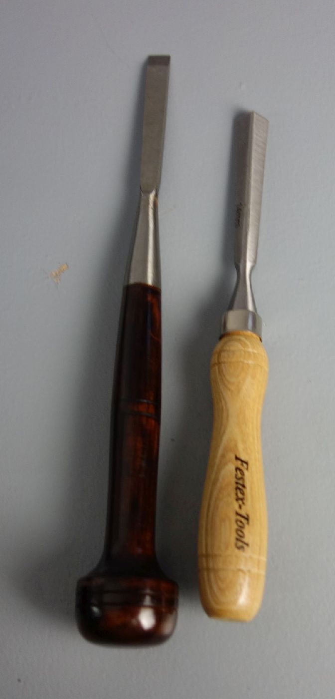 KONVOLUT BEITEL / STECHBEITEL / HOHLBEITEL, aus Holz und Metall, zum Teil neuwertig. Werkzeuge zur - Image 2 of 2