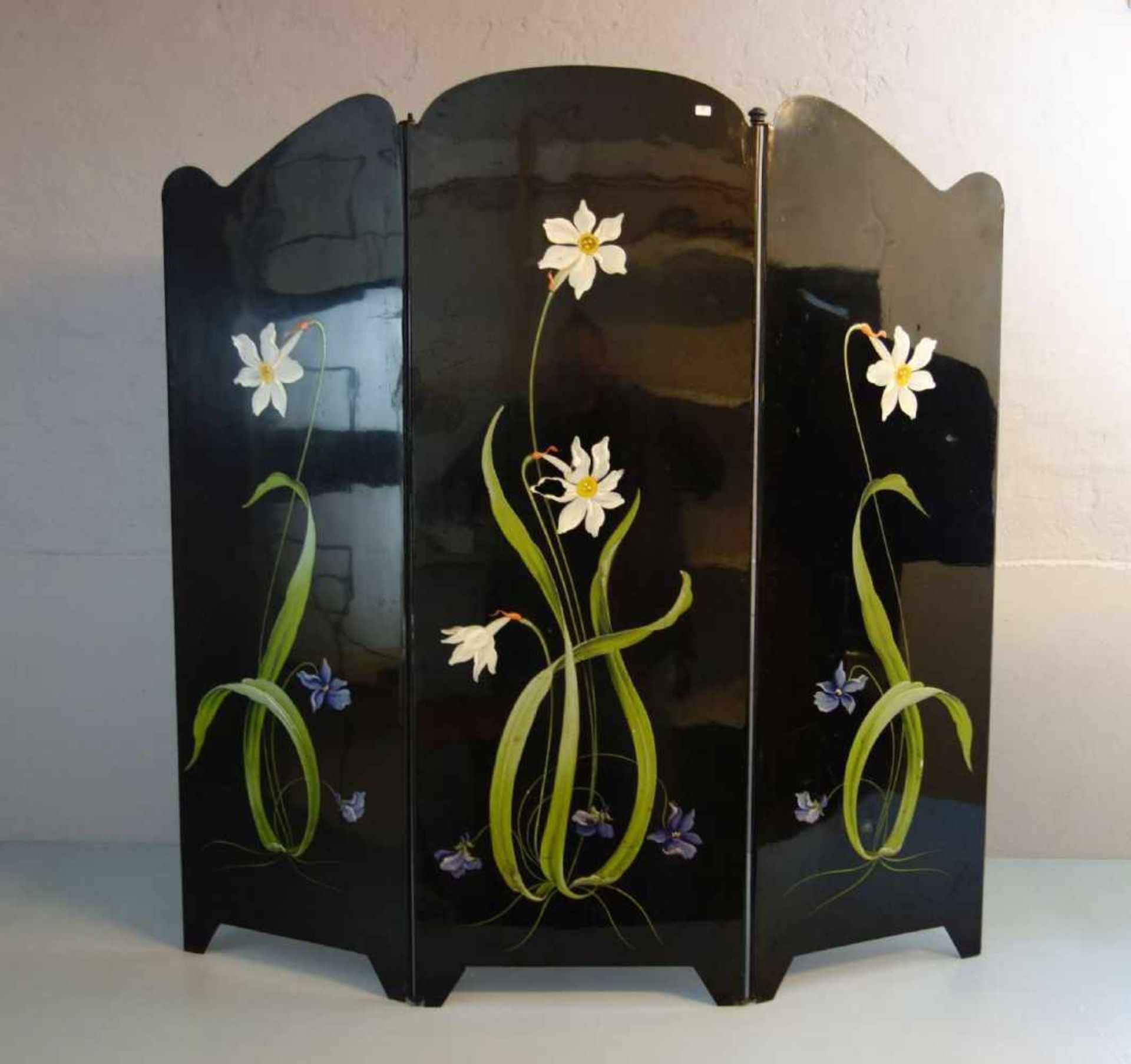 JUGENDSTIL - OFENSCHIRM mit stilisierten Frühlingsblumen / art nouveau firescreen, Metall, schwarz