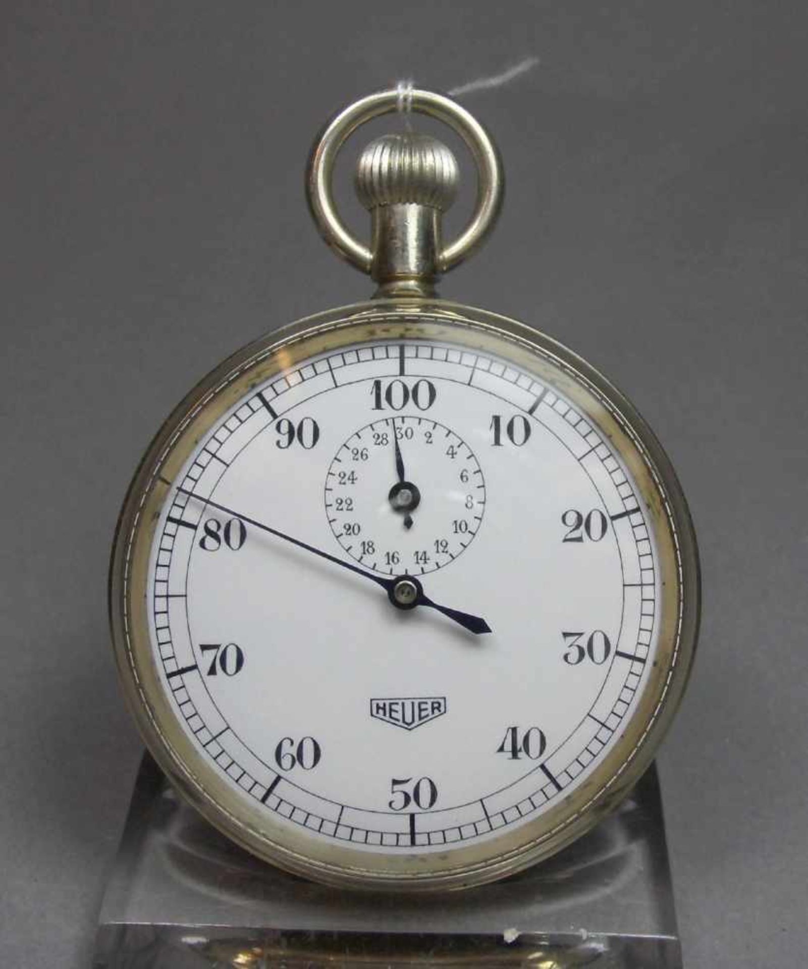 STOPPUHR / stopwatch, Schweiz, Firma Heuer, Mitte 20. Jh., Edelstahlgehäuse mit Krone. Weißes - Image 2 of 8