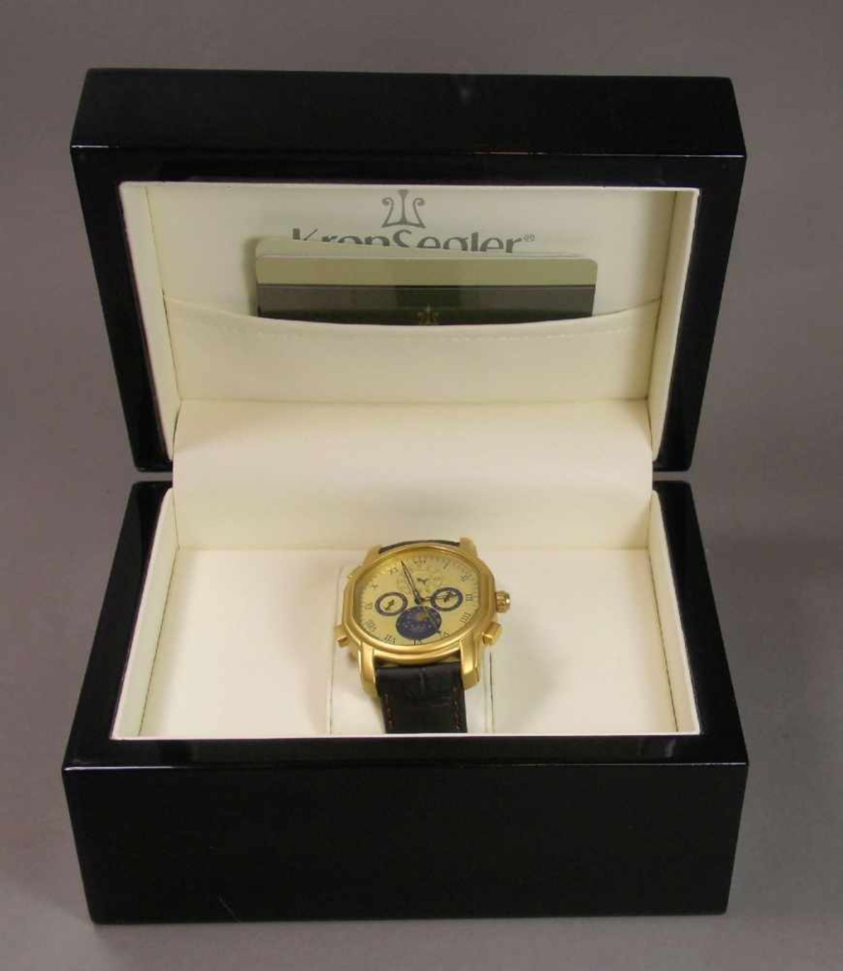 ARMBANDUHR / CHRONOGRAPH / wristwatch, Quartz-Uhr, Manufaktur Kronsegler GmbH / Glashütte - Sachsen, - Image 2 of 7