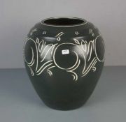 ART DÉCO - VASE, Keramik, unter dem Stand gemarkt "Pearsons of Chesterfield" / England. Rundstand,