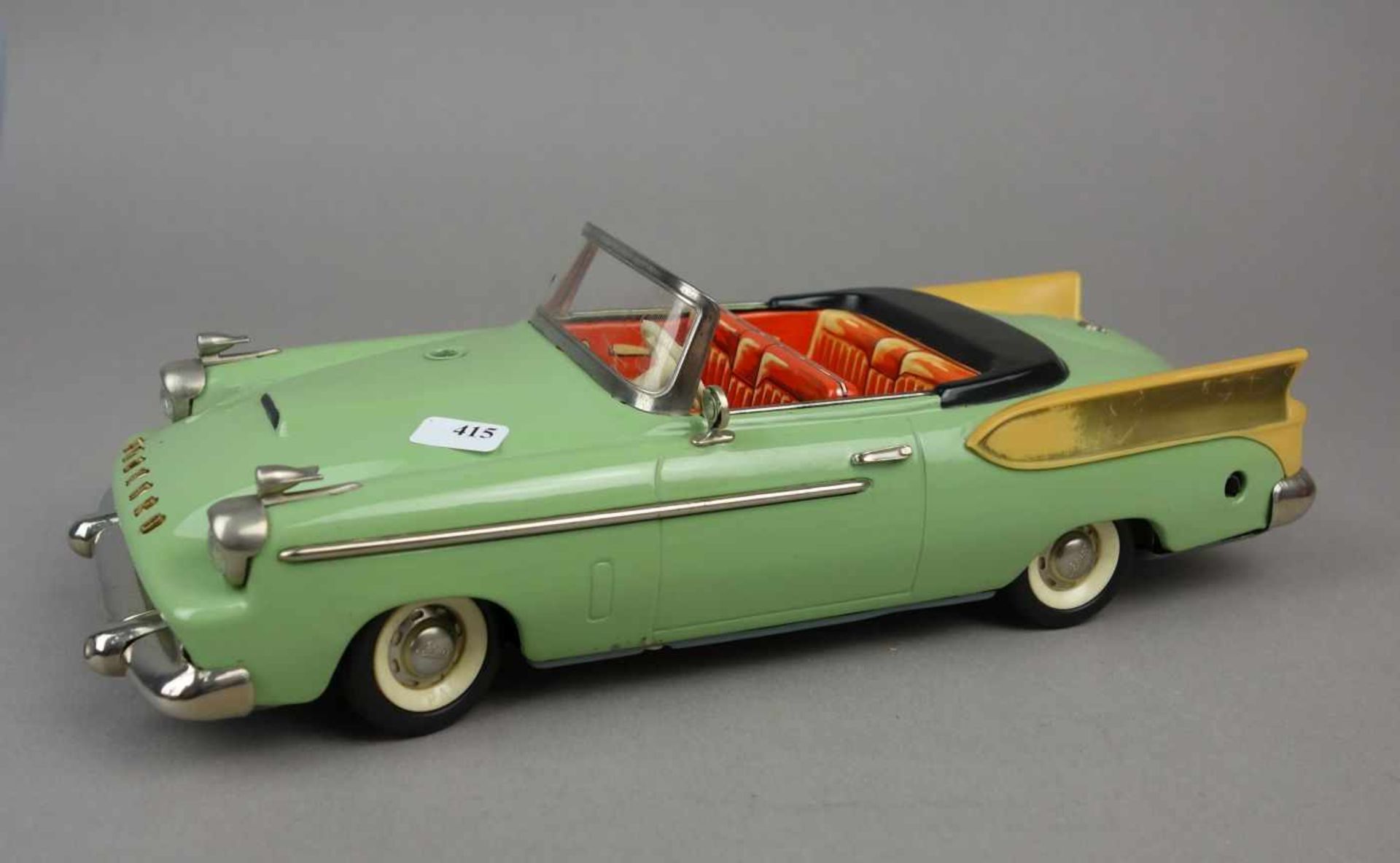 BLECHSPIELZEUG FAHRZEUG / AUTO: SCHUCO - Synchromatic 5700 / tin toy car, Blech, farbig gestaltet,