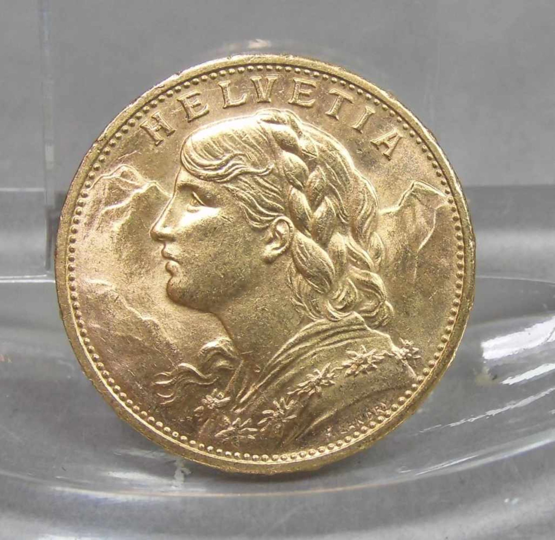 GOLDMÜNZE: 20 FRANKEN / gold coin, Schweiz, 1915, 6,4 Gramm, 900er Gold. Avers: Wappenschild der - Bild 2 aus 2