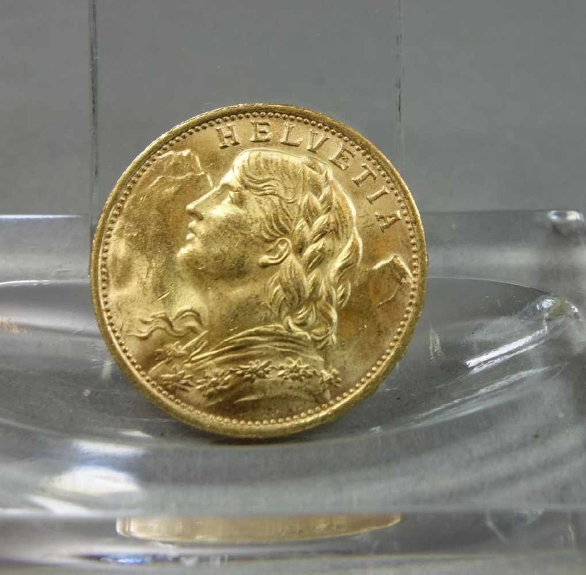 GOLDMÜNZE: 20 FRANKEN / gold coin, Schweiz, 1935, 6,4 Gramm, 900er Gold. Avers: Wappenschild der - Image 2 of 2