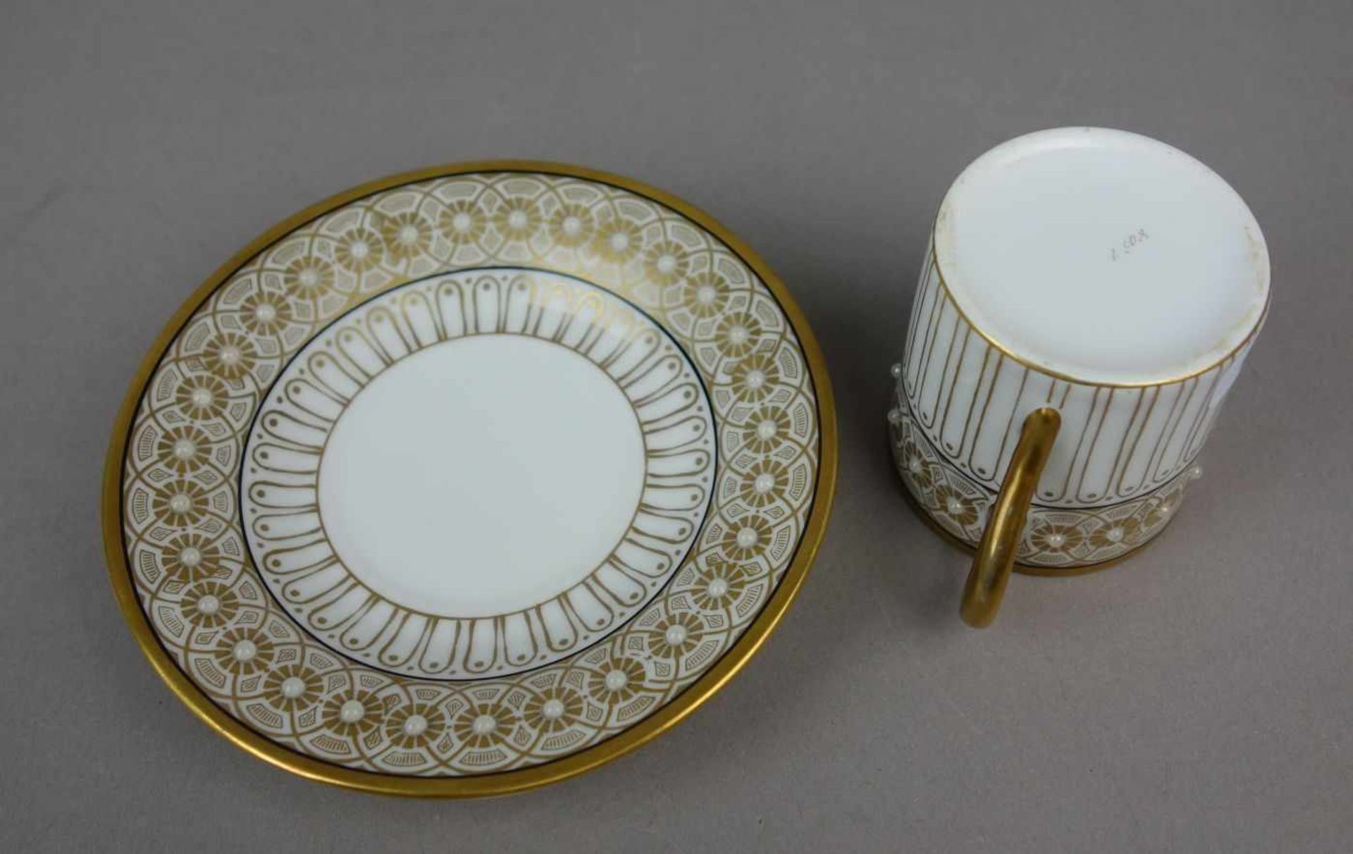 SAMMELTASSE / JUGENDSTIL - MOKKATASSE MIT UNTERTASSE / art nouveau cup and saucer, um 1900, - Bild 4 aus 5