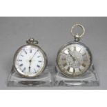 2 SILBERNE DAMEN-TASCHENUHREN / pocket watches, 19./ 20. Jh., Uhren mit Alters- und Gebrauchsspuren,