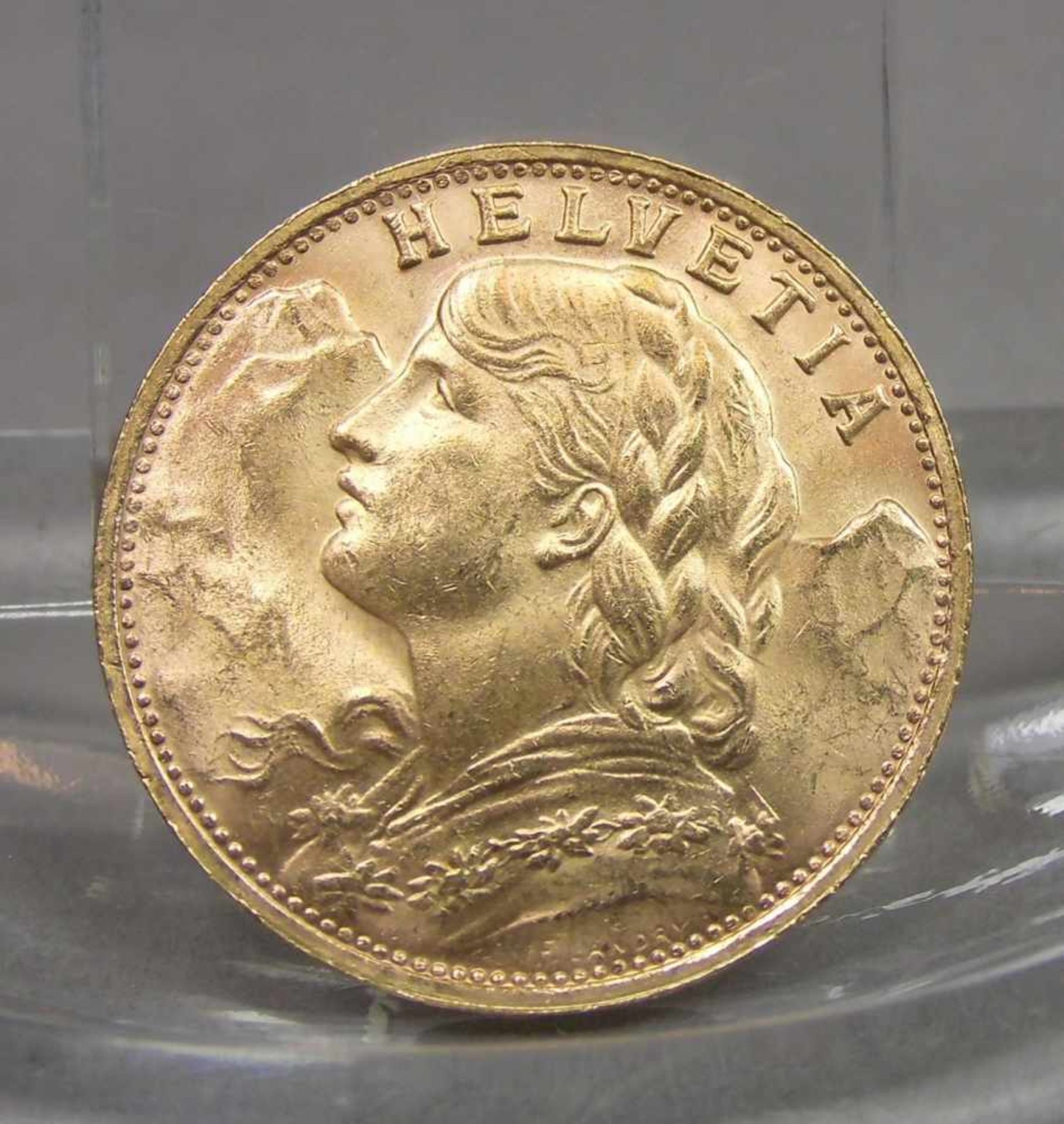 GOLDMÜNZE: 20 FRANKEN / gold coin, Schweiz, 1947, 6,4 Gramm, 900er Gold. Avers: Wappenschild der - Bild 2 aus 2