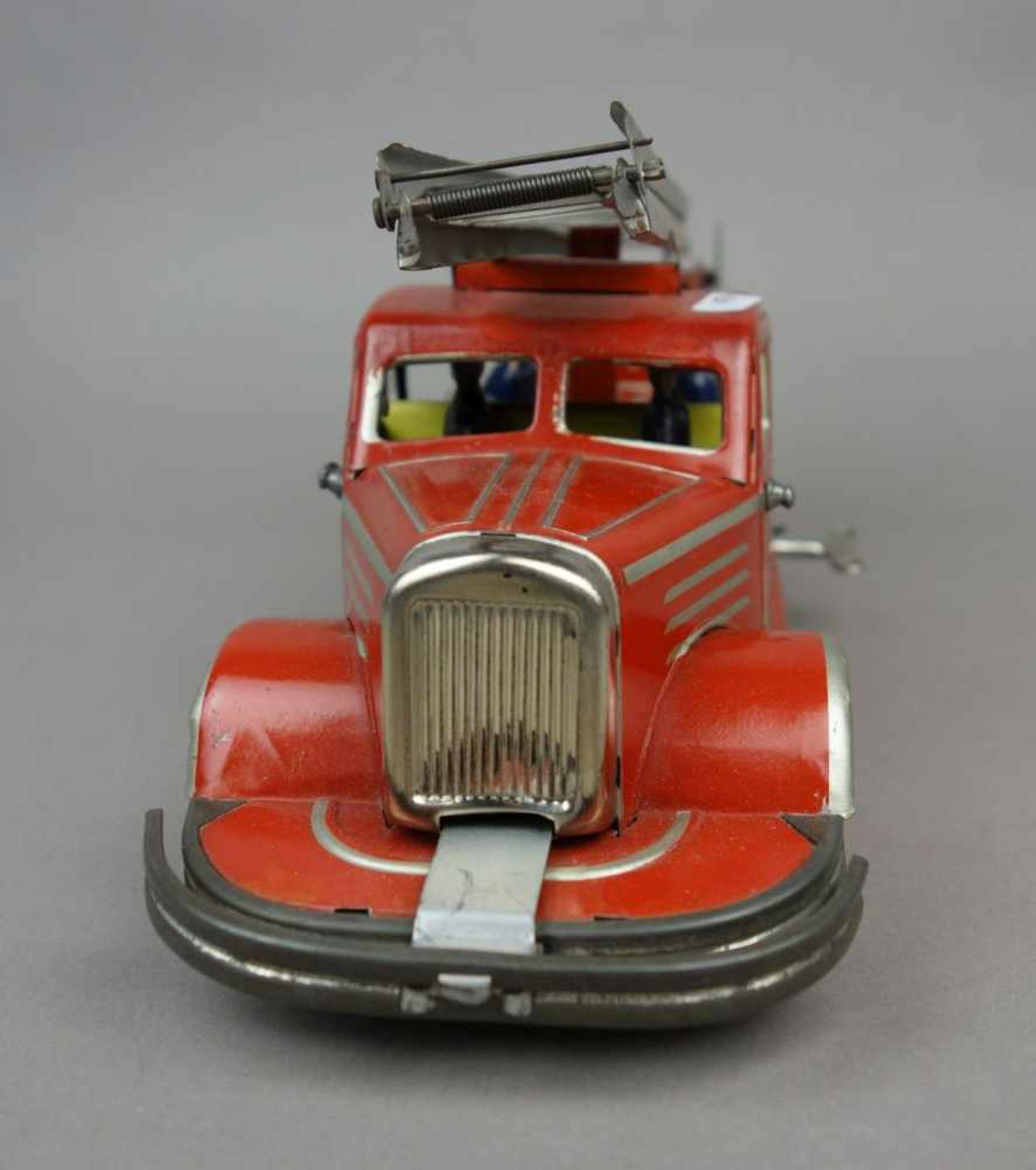 BLECHSPIELZEUG: FEUERWEHR LEITERWAGEN / tin toy fire brigade cart, um 1940, Manufaktur - Bild 3 aus 7