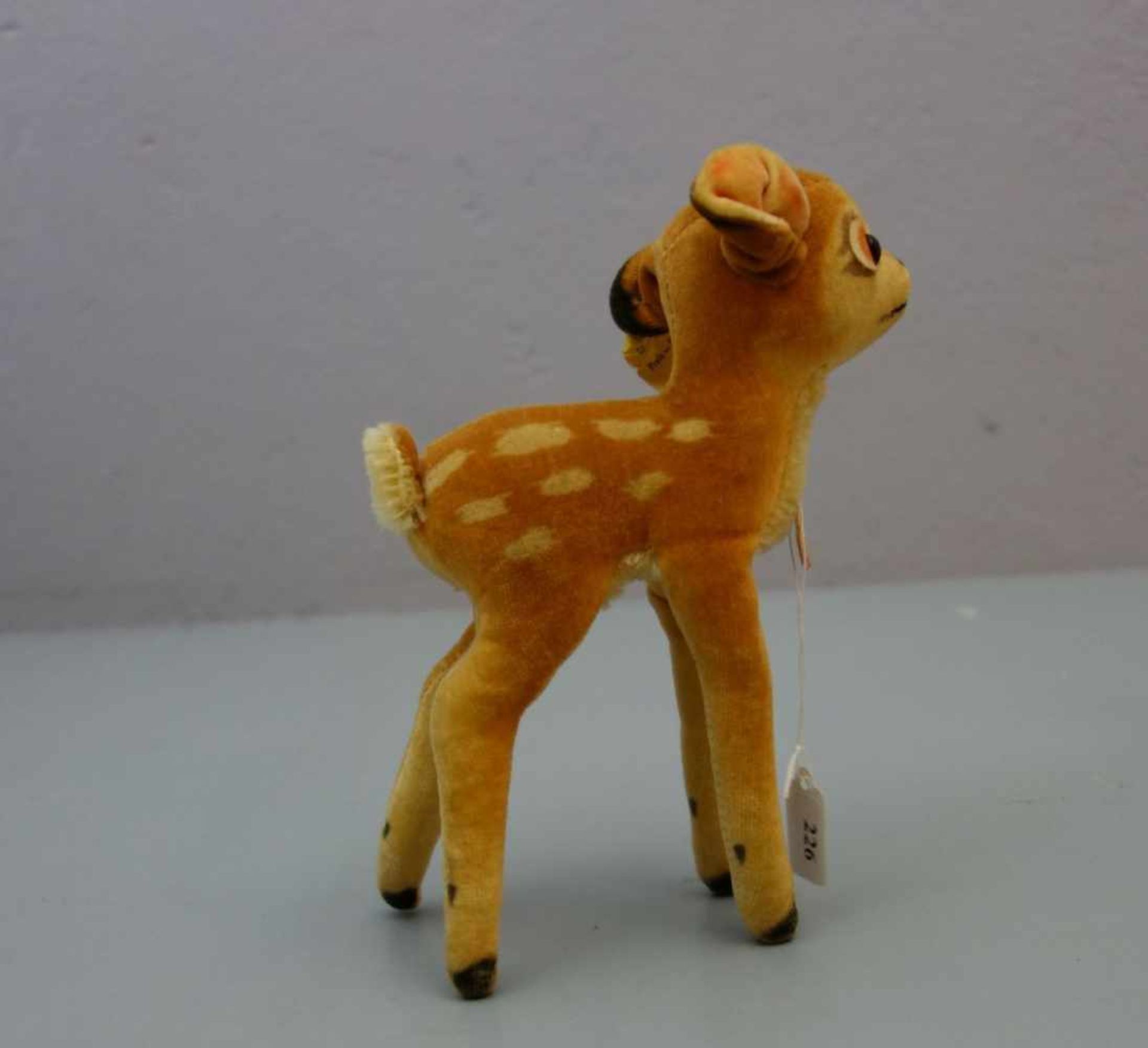 STEIFF - TIER "Bambi" / fluffy toy, mit Manufakturfahne, "Knopf im Ohr" und Brustetikett, darauf - Bild 2 aus 6