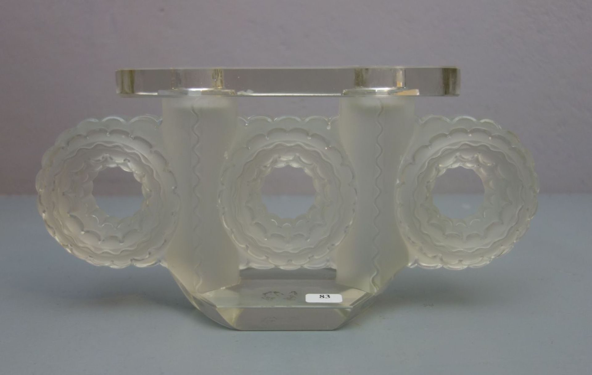 LALIQUE KERZENHALTER "CLUNY", Cristallerie Lalique France. Zweiflammiger und zweiteiliger