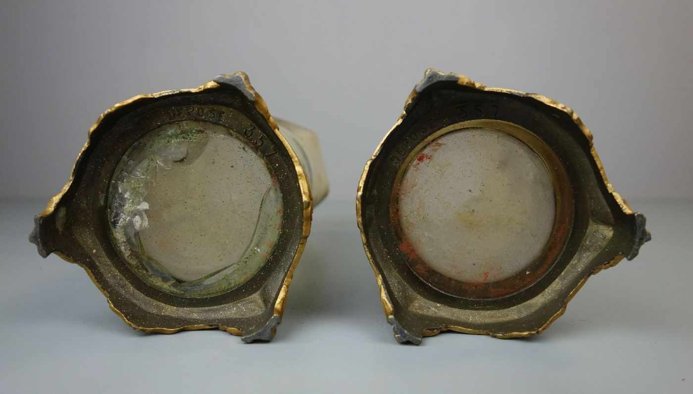 PAAR JUGENDSTILVASEN MIT LANDSCHAFTSMOTIV UND METALLMONTUREN / pair of art nouveau vases with - Bild 6 aus 6