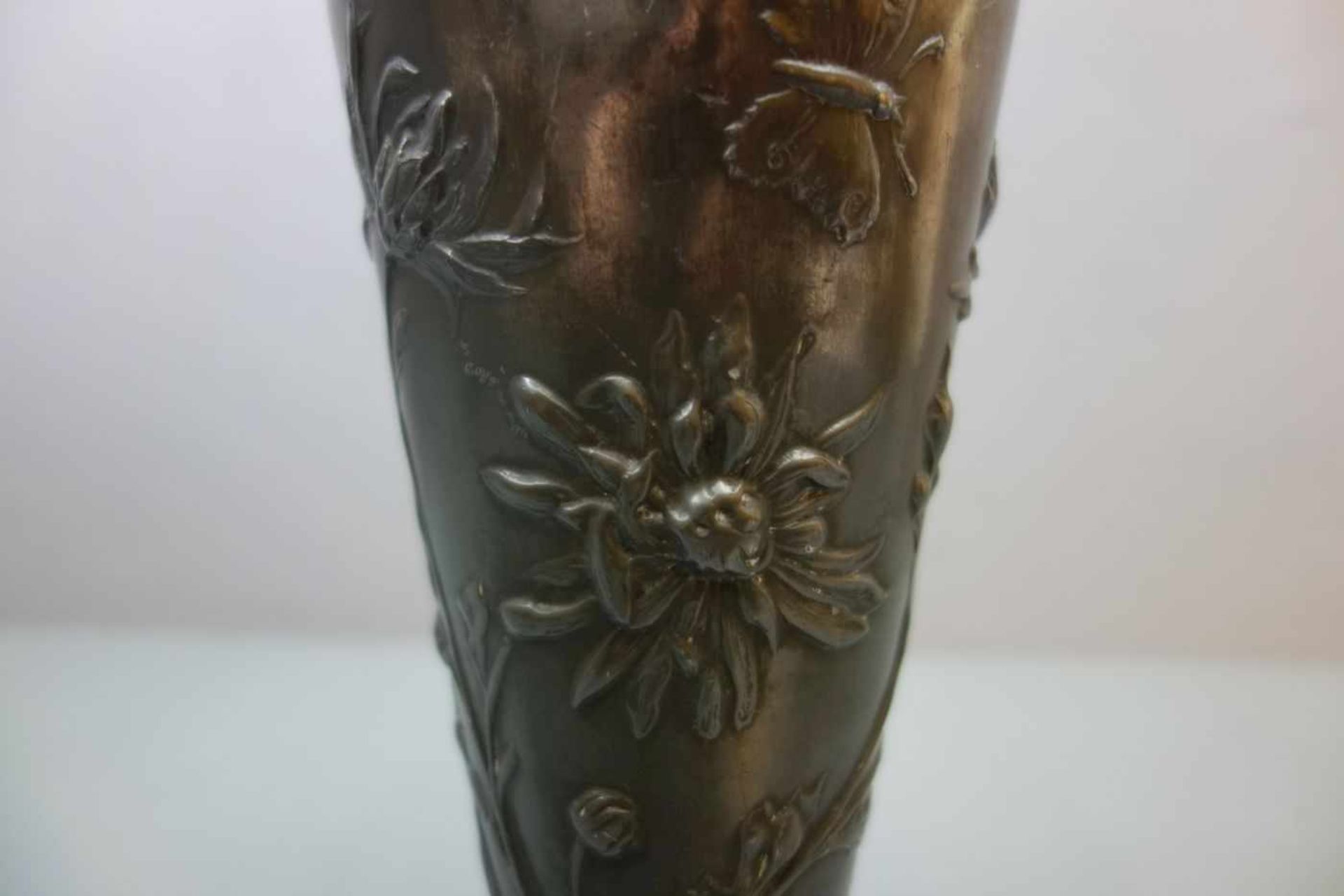 JUGENDSTIL VASE / art nouveau pewter vase, Zinn, ungemarkt, um 1900. Balusterform: gekehlter - Bild 3 aus 3