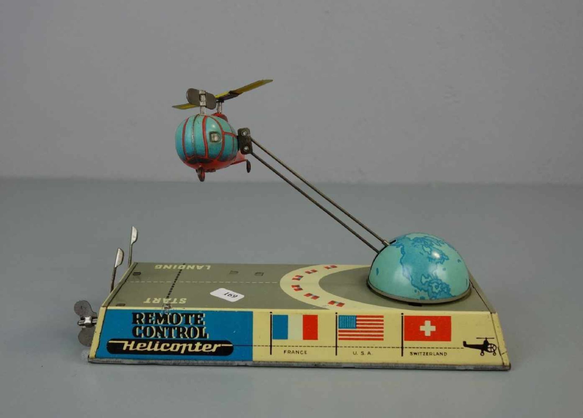 BLECHSPIELZEUG: REMOTE CONTROL HELICOPTER / tin toy, Mitte 20. Jh., Manufaktur Biller, Blech,