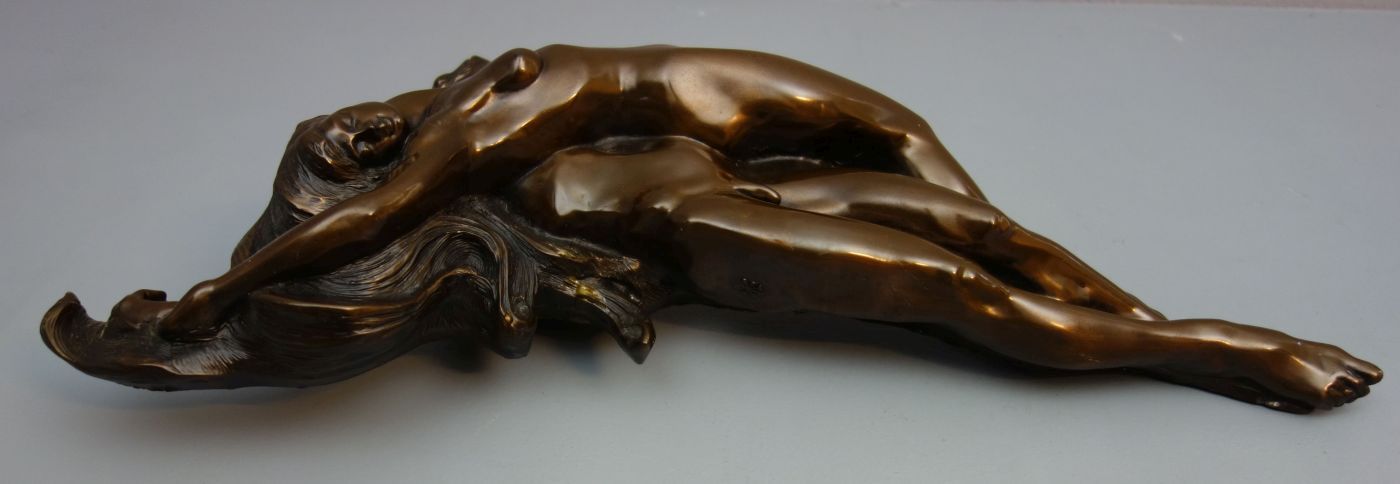 JUGENDSTIL - SKULPTUR: "Paar / Liebespaar", bronzierter Masseguss, mit Sternmotiv gemarkt. - Bild 4 aus 7