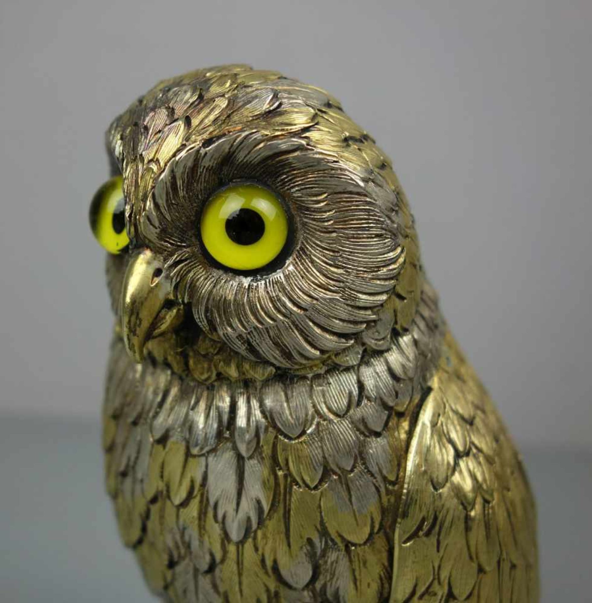 GROSSE SILBERNE VOLLPLASTISCHE EULE / silver owl figure, 20. Jh., 925er Silber, 597 Gramm. - Image 6 of 9