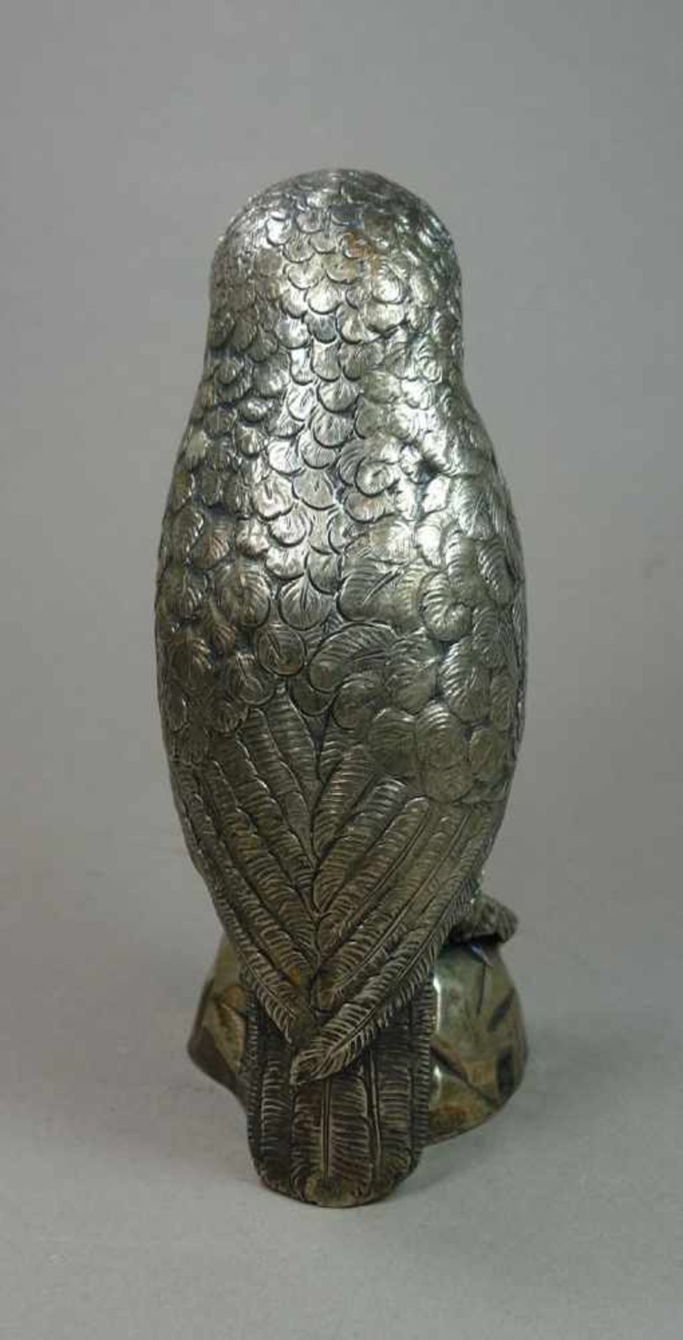 SILBERNE VOLLPLASTISCHE EULE / silver owl figure, 20. Jh., 830er Silber, 306 Gramm, deutsch. Gemarkt - Bild 4 aus 9