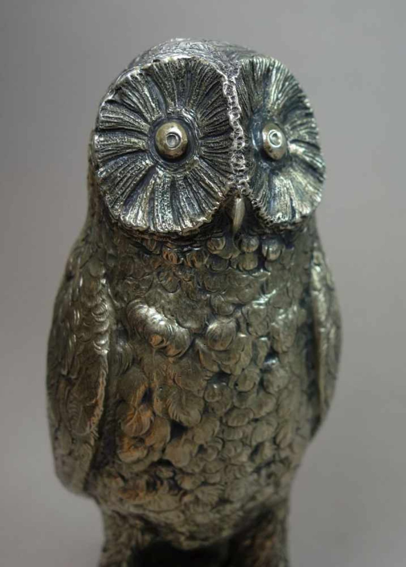 SILBERNE VOLLPLASTISCHE EULE / silver owl figure, 20. Jh., 830er Silber, 306 Gramm, deutsch. Gemarkt - Bild 6 aus 9