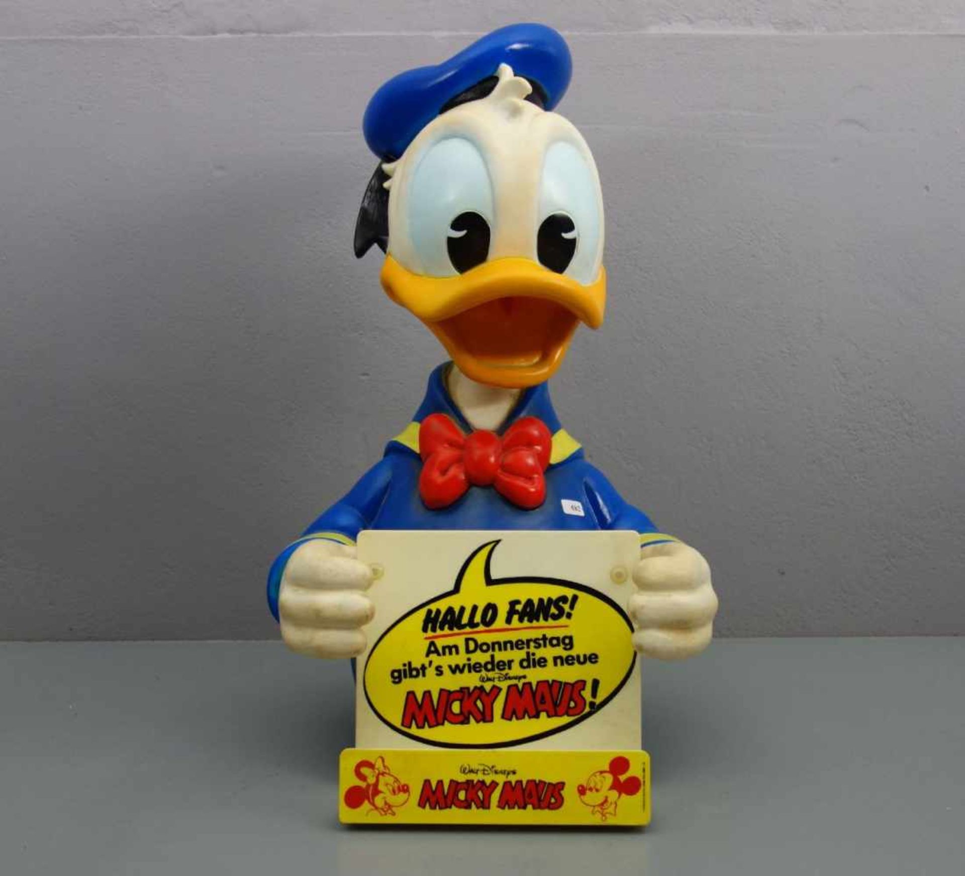 WALT DISNEY - WERBEAUFSTELLER / MERCHANDISE "Donald Duck", Thermoplastik, farbig gefasst.