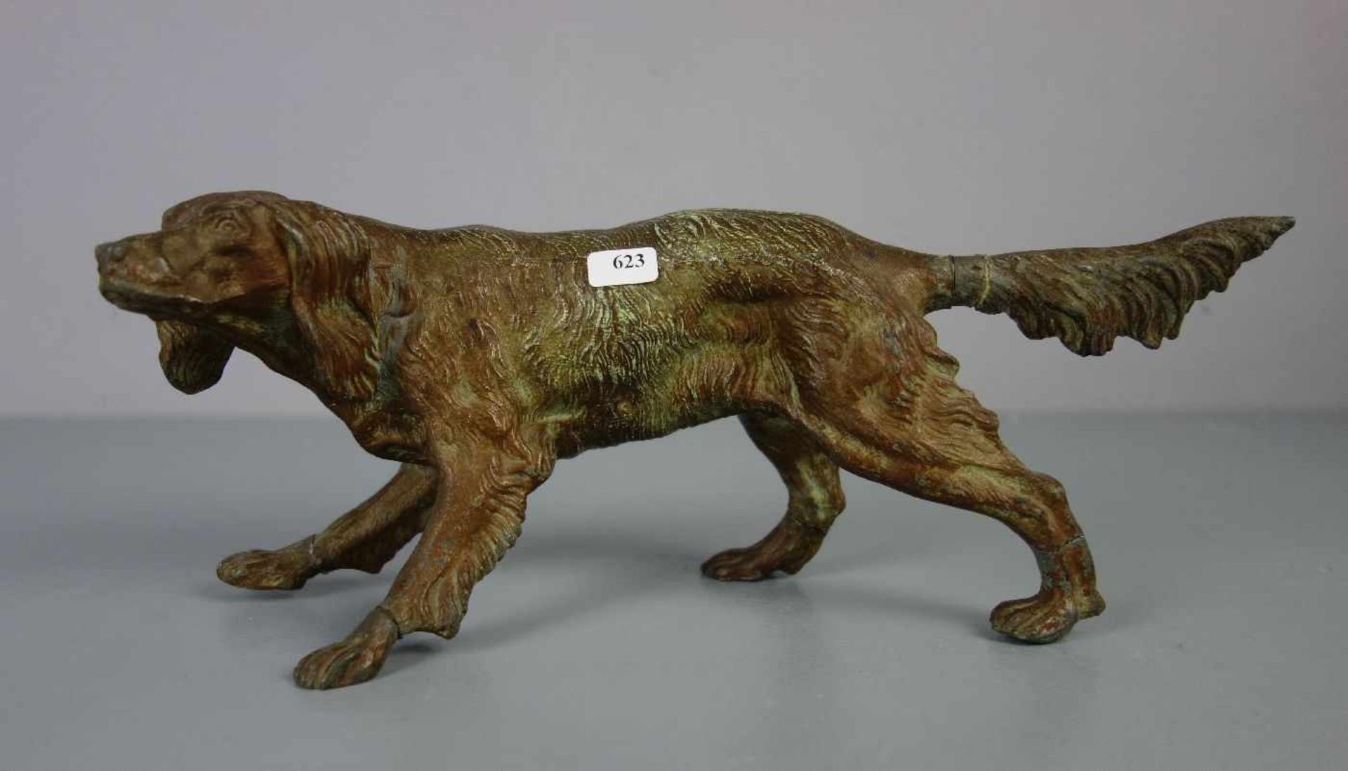 ANIMALIER / TIERBILDHAUER DES 19./20. JH., Skulptur / sculpture: "Jagdhund" / hunting dog,