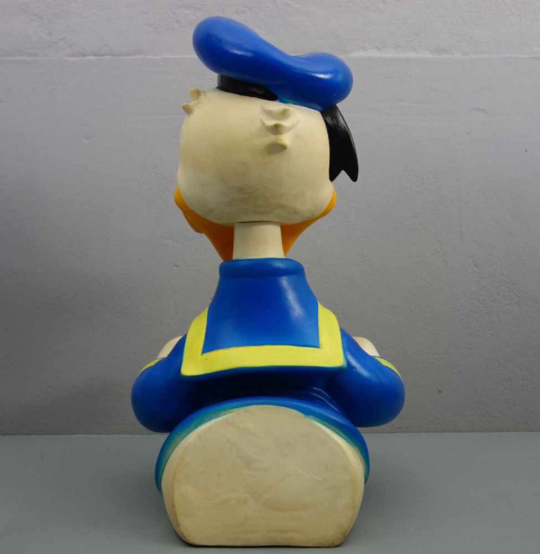 WALT DISNEY - WERBEAUFSTELLER / MERCHANDISE "Donald Duck", Thermoplastik, farbig gefasst. - Bild 3 aus 4