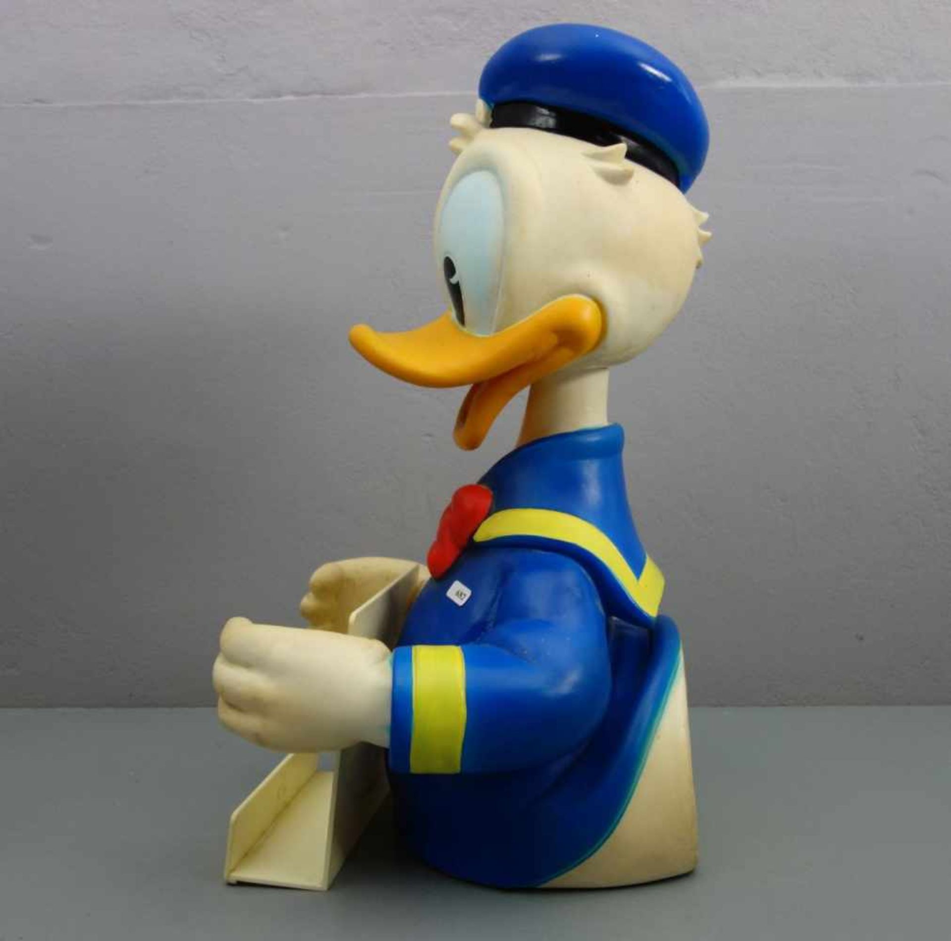 WALT DISNEY - WERBEAUFSTELLER / MERCHANDISE "Donald Duck", Thermoplastik, farbig gefasst. - Bild 4 aus 4