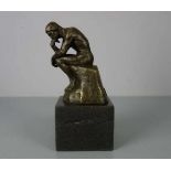 nach AUGUSTE RODIN (Paris 1840-1917 Meudon), Skulptur: "Der Denker", Bronze, hellbraun patiniert,