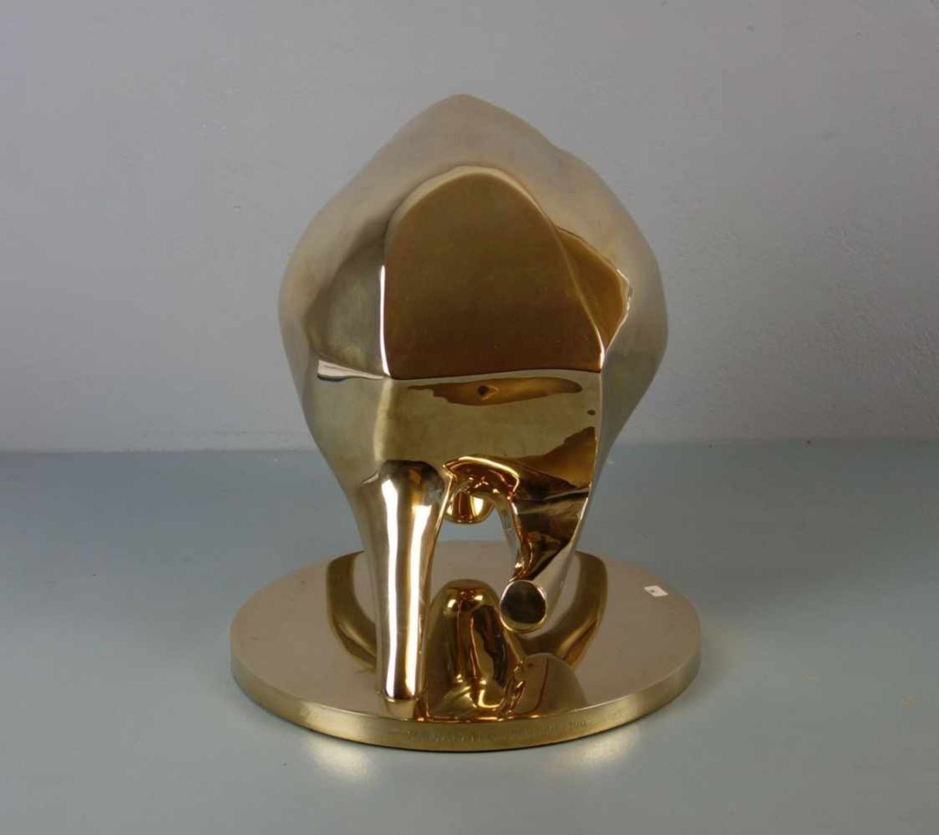 COULTON, ISABEL (geb. in den 1960er Jahren in Paris), Skulptur / sculpture: "Taureau / Stier", - Image 5 of 9