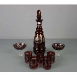 KARAFFE UND 7 GLÄSER, Glas, Böhmen, Mitte 20. Jh.; rot lasiertes Glas mit geschliffenen und geätzten