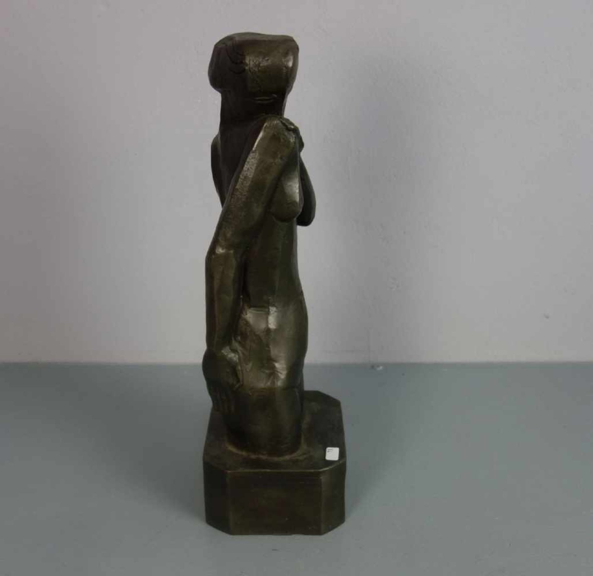 CANTRÉ, JOZEF ( Gent 1890-1957 ebd.), Skulptur / sculpture: "Femme Nue" / "Sinnende", Bronze, - Image 2 of 4