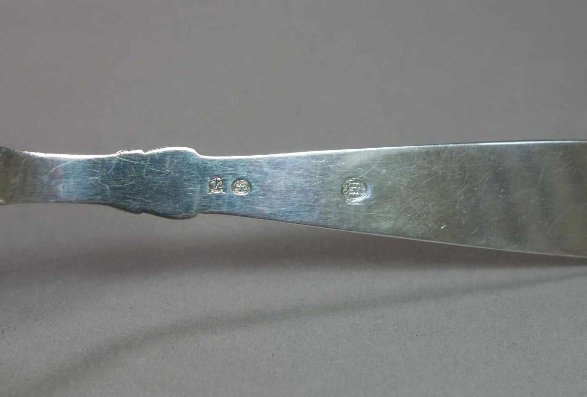 SILBER-LÖFFEL / GROSSER VORLEGELÖFFEL / silver spoon, 826er Silber (49,7 Gramm), Dänemark, - Image 4 of 4