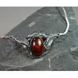 KETTE / COLLIER IM STIL DES JUGENDSTILS, 925er Silber (15,3 g), gearbeitet in stilisierten