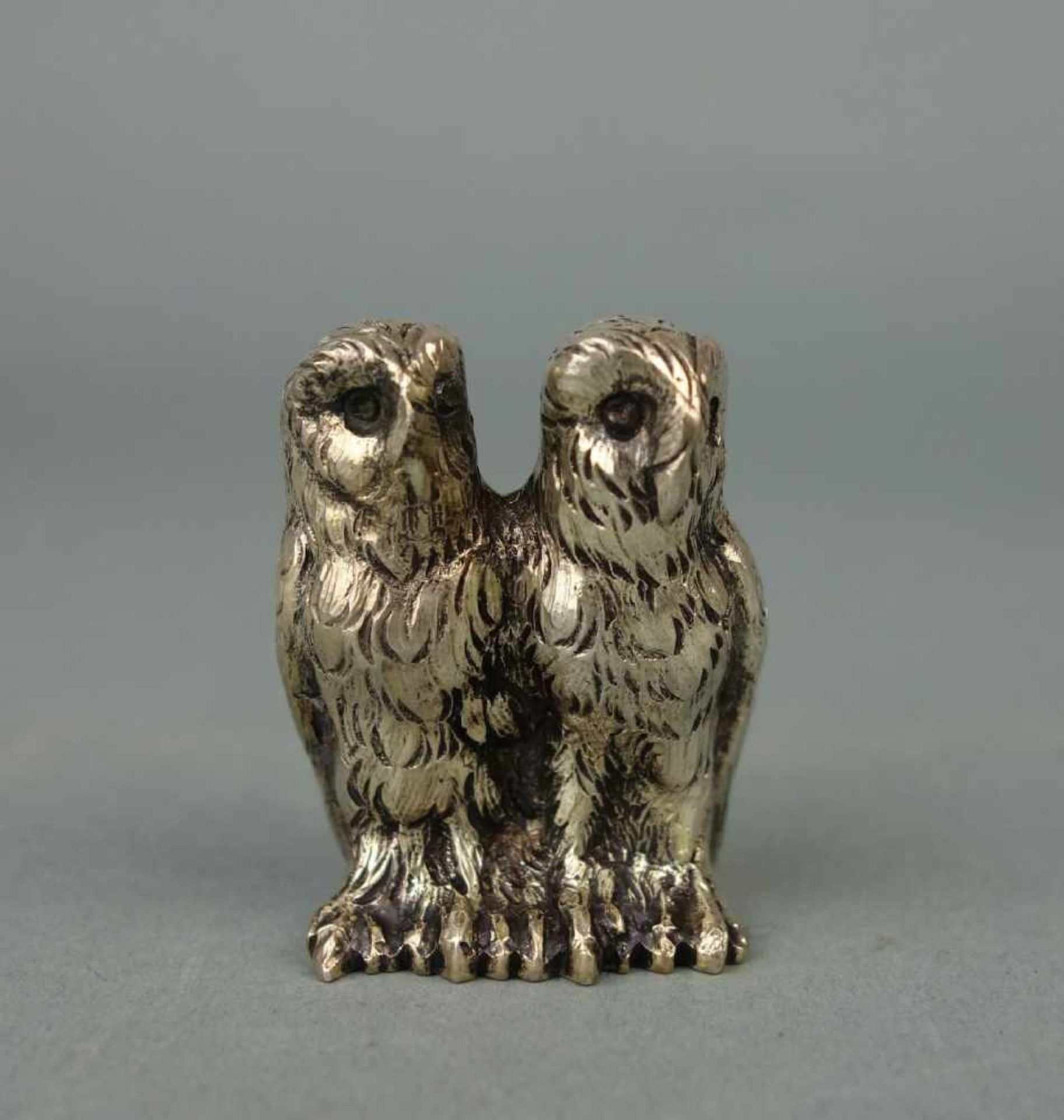 SILBERNE VOLLPLASTISCHE FIGURENGRUPPE: Eulenpaar / 2 Eulen / silver owl figures, 20. Jh., 835er