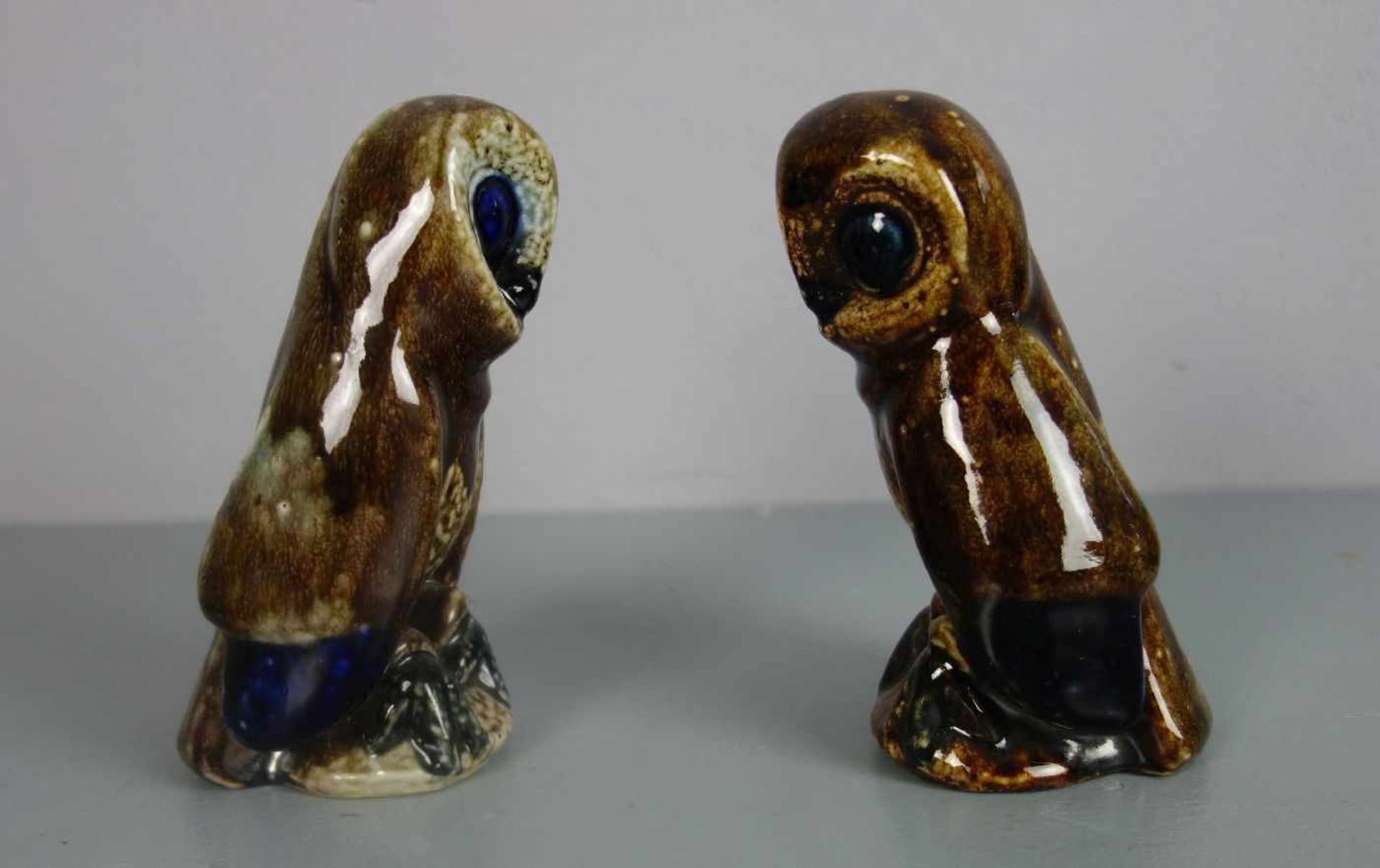 ZWEI TIERFIGUREN: Eulen / Schleiereulen / two owl figures, wohl Westerwälder Steinzeug, heller - Bild 2 aus 5